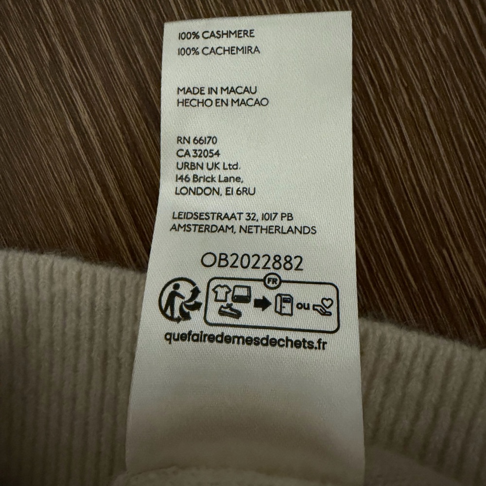Free People Short Sleeve Cashmere Sweater - Picture 5 of 5